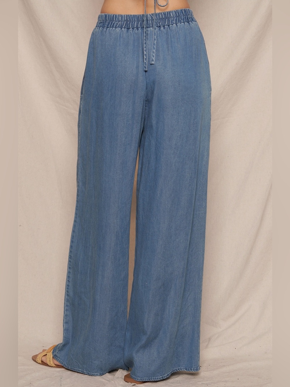 En Creme Light Blue Wide-Leg Pants